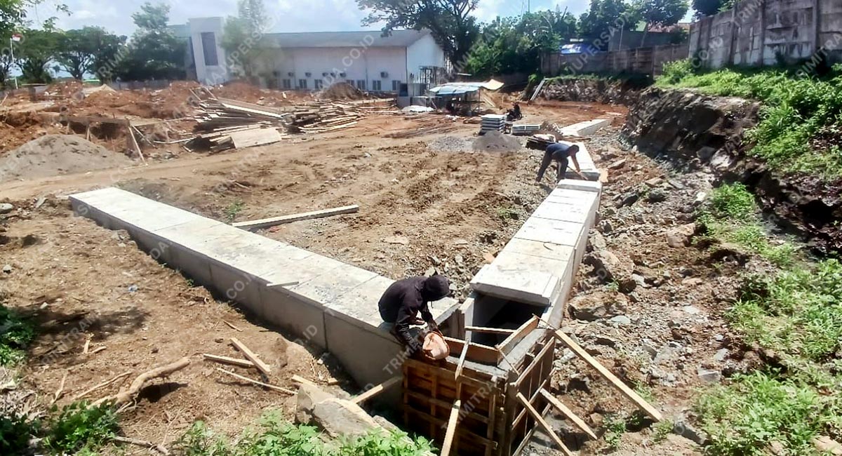 Project Pemasangan Saluran Drainase Uditch & Cover Uditch