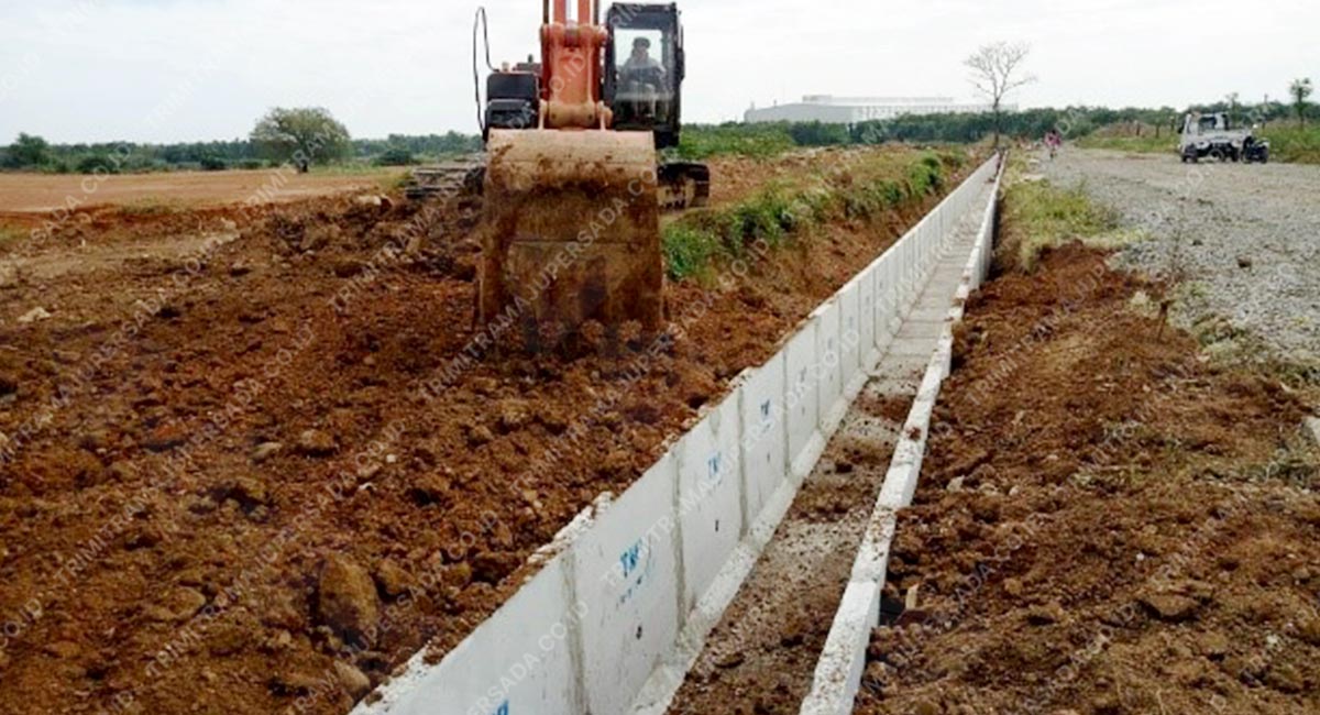 Project Saluran Drainase Uditch - Kawasan Summarecon Mutiara Makassar
