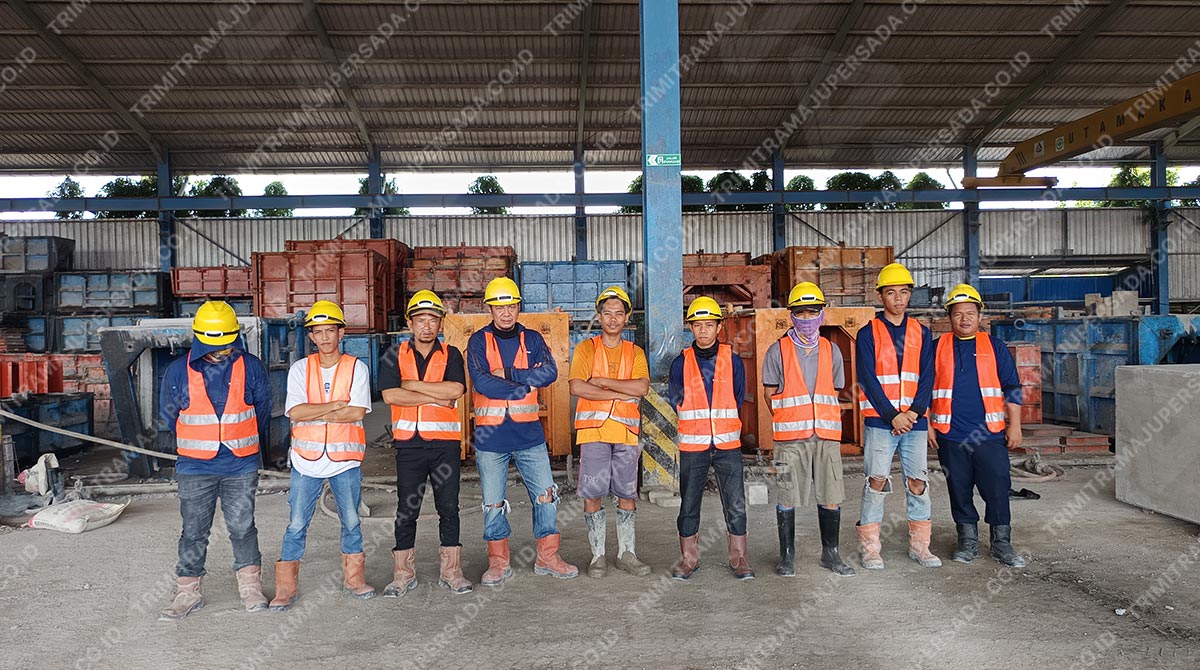 crew produksi u ditch